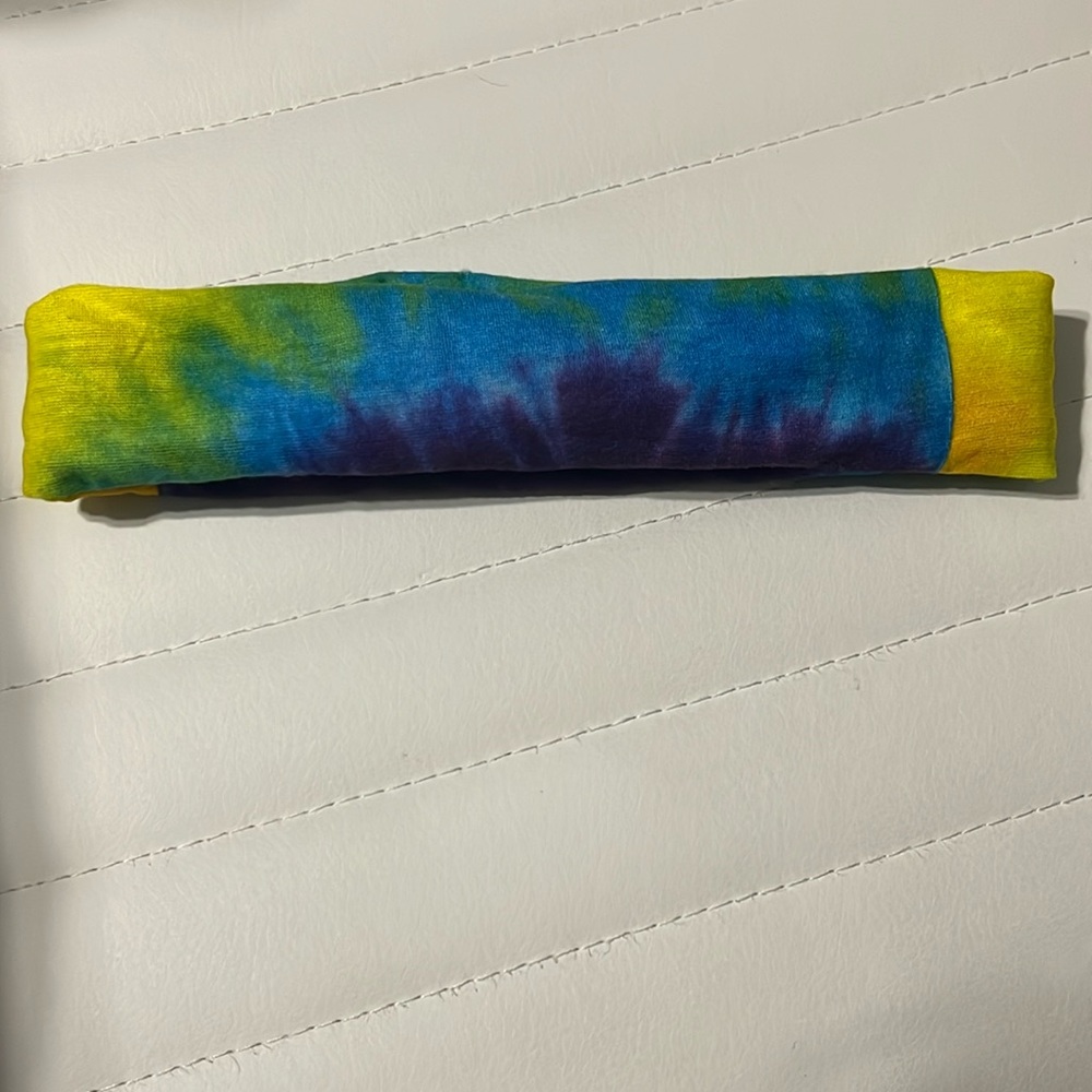 Colorful tie-dye headband
